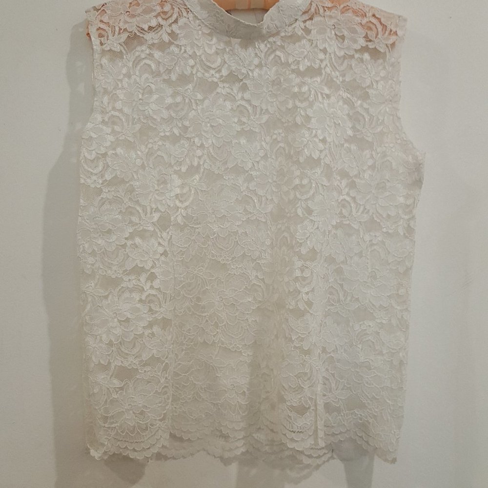 White Dantel (lacy) sleeveless woman's top